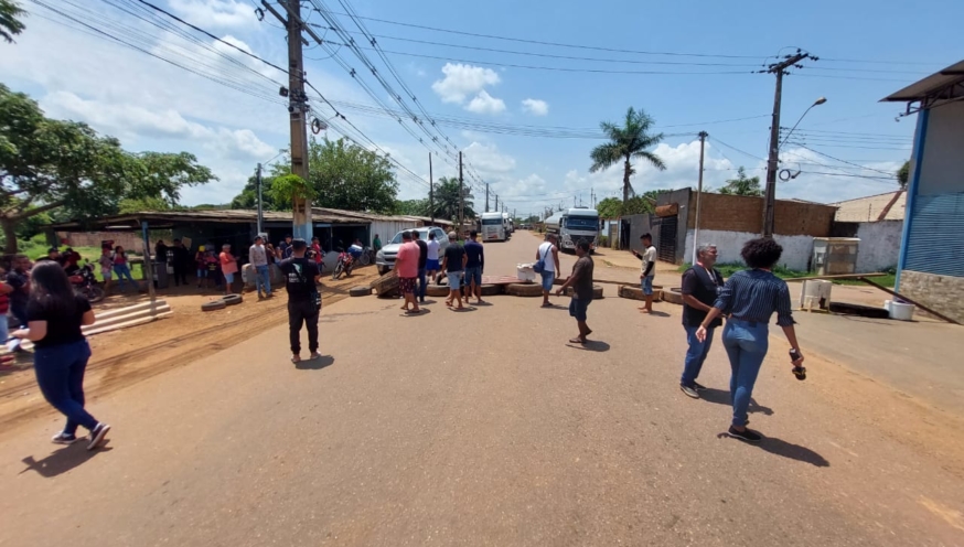 Estrada do Belmont segue fechada por garimpeiros pelo 2° dia