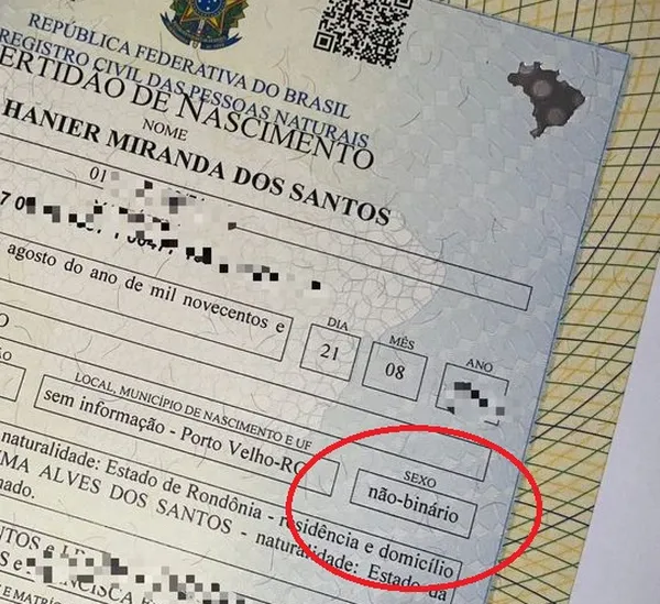 Rondônia tem 1ª pessoa identificada como não-binária na certidão de nascimento: ‘liberdade para ser quem somos’