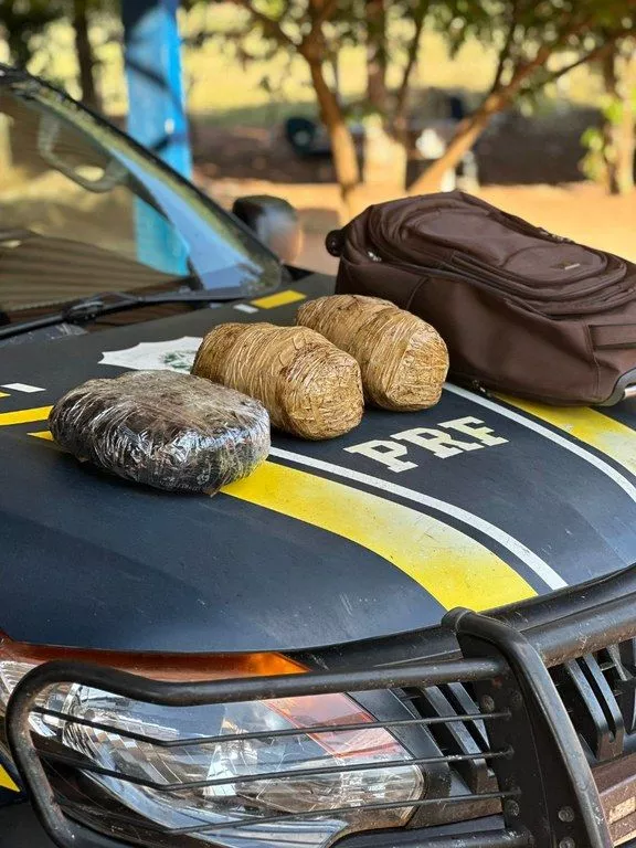 PRF apreende maconha em Guajará-Mirim